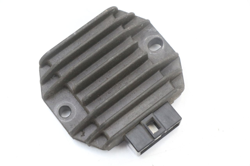 photo de REGULADOR DE CARGA PIAGGIO MP3 125 (2006 - 2014) - Vista principal