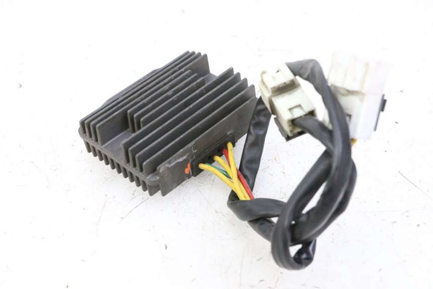 photo de REGULADOR DE CARGA PIAGGIO MP3 500 (2014 - 2017) - Detalle de la pieza