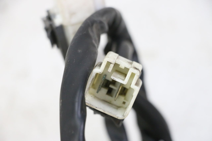 photo de REGULADOR DE CARGA PIAGGIO MP3 500 (2014 - 2017) - Otra perspectiva