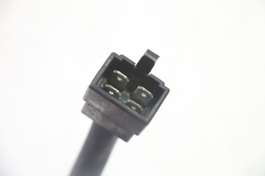 photo de REGULADOR DE CARGA PIAGGIO MP3 500 (2011 - 2015) - Estado de la superficie y material