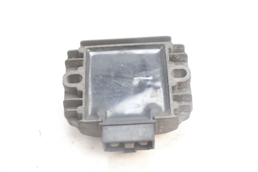 photo de REGULADOR DE CARGA PIAGGIO MP3 125 (2006 - 2014) - Detalle de la pieza