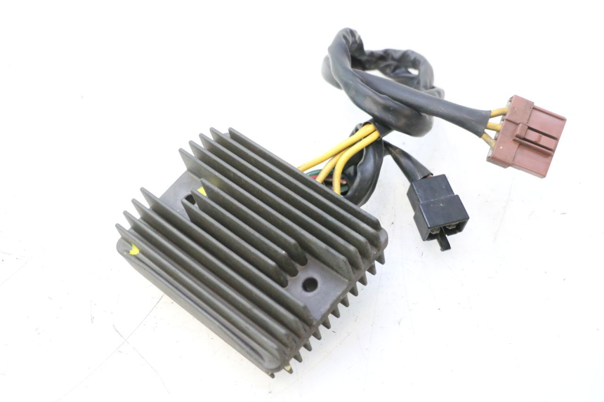 photo de REGULADOR DE CARGA PIAGGIO MP3 500 (2011 - 2015) - Vista principal