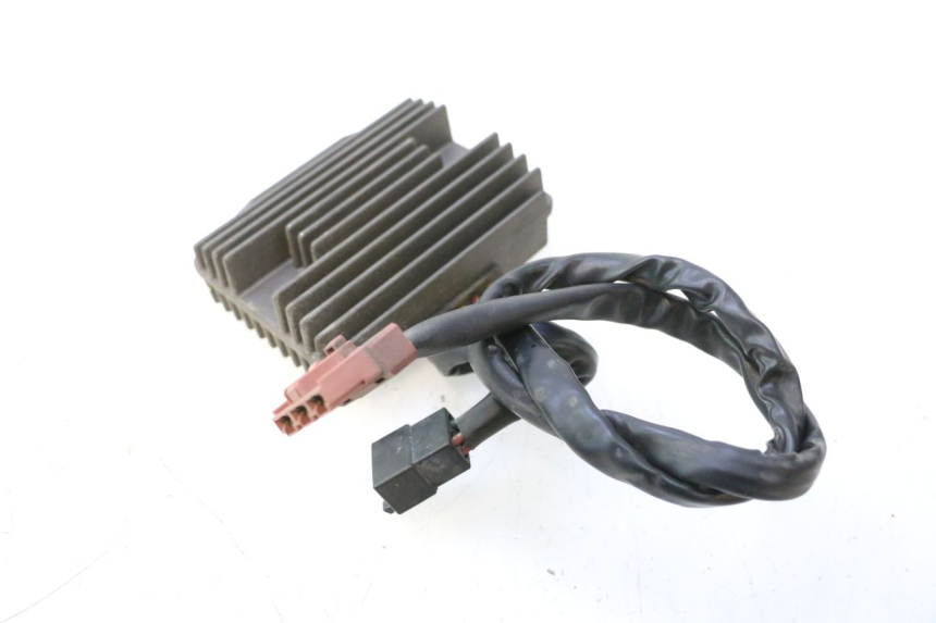 photo de REGULADOR DE CARGA PIAGGIO MP3 500 (2011 - 2015) - Detalle de la pieza