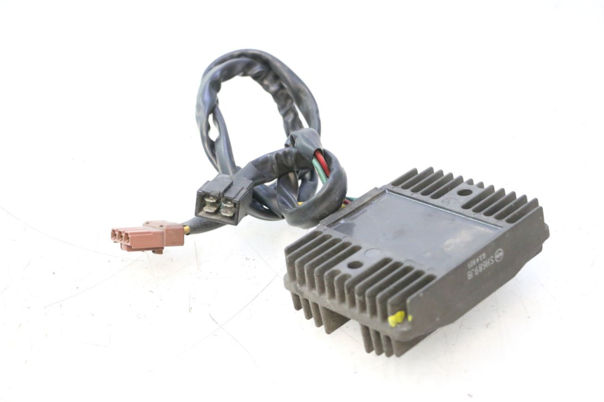 photo de REGULADOR DE CARGA PIAGGIO MP3 500 (2011 - 2015) - Estado de la superficie y material
