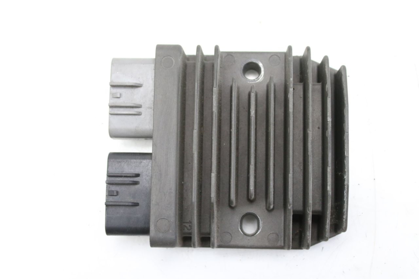 photo de REGULADOR DE CARGA YAMAHA MT-07 MT07 700 (2018 - 2020) - Otra perspectiva