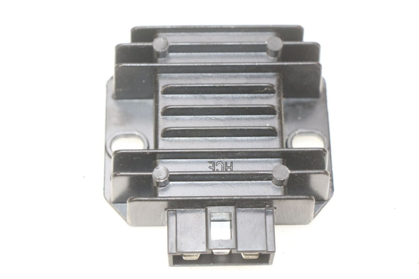 photo de REGULADOR DE CARGA YAMAHA N-MAX NMAX 125 (2017 - 2020) - Zoom estado de uso