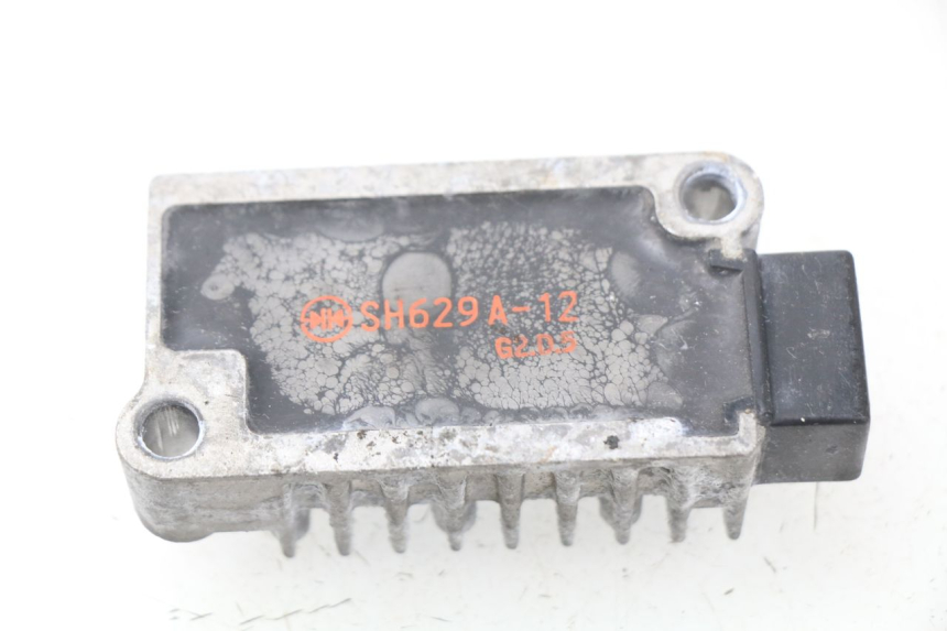 photo de REGULADOR DE CARGA YAMAHA NEOS NEO'S 4T 50 (2008 - 2016) - Detalle de la pieza
