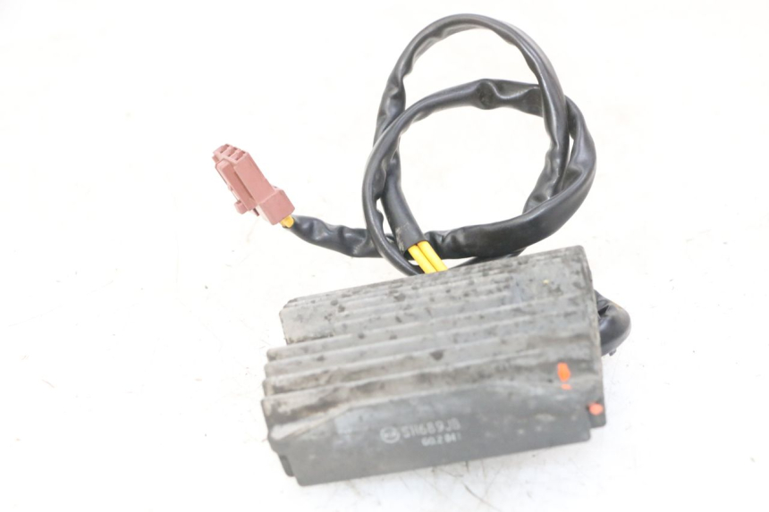 photo de REGULADOR DE CARGA GILERA NEXUS 125 (2009 - 2013) - Zoom estado de uso