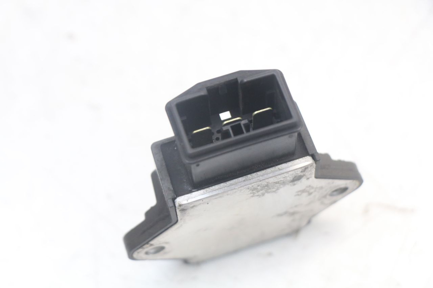 photo de REGULADOR DE CARGA HONDA NTV DEAUVILLE 650 (1998 - 2001) - Zoom estado de uso