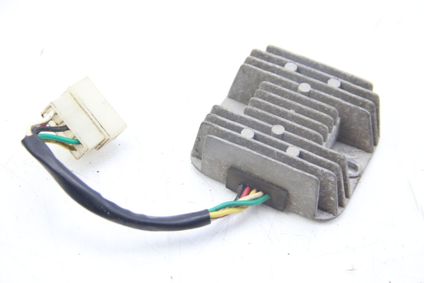 photo de REGULADOR DE CARGA SELECT UP OCTALIS 125 (2007 - 2012) - Vista principal