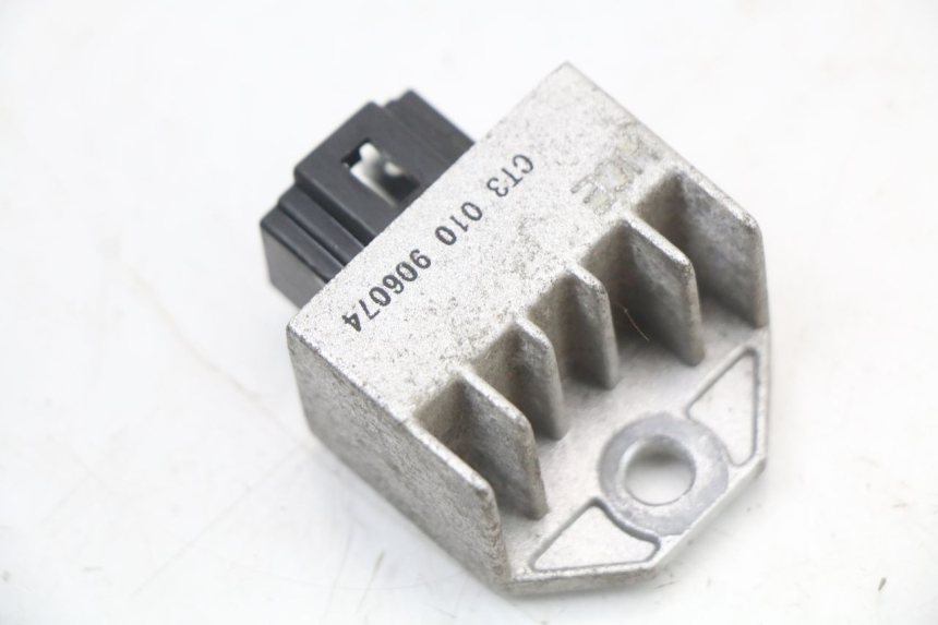 photo de REGULADOR SYM ORBIT 50 (2008 - 2010) - Vista principal