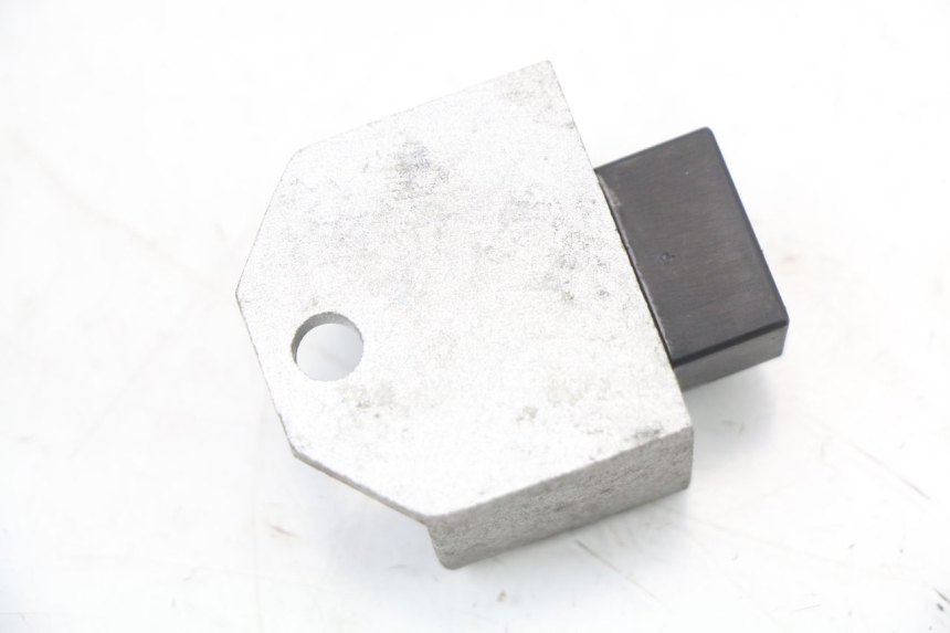 photo de REGULADOR SYM ORBIT 50 (2008 - 2010) - Otra perspectiva