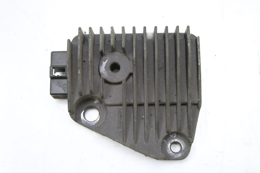 photo de REGULADOR KEEWAY OUTLOOK 125 (2007 - 2013) - Otra perspectiva