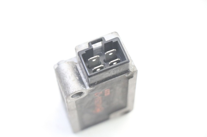 photo de REGULADOR MBK OVETTO 4T 50 (2008 - 2016) - Otra perspectiva