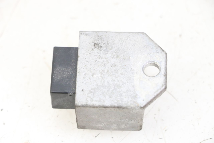 photo de REGULADOR DE CARGA PEUGEOT CITYSTAR 50 (2013 - 2017) - Detalle de la pieza