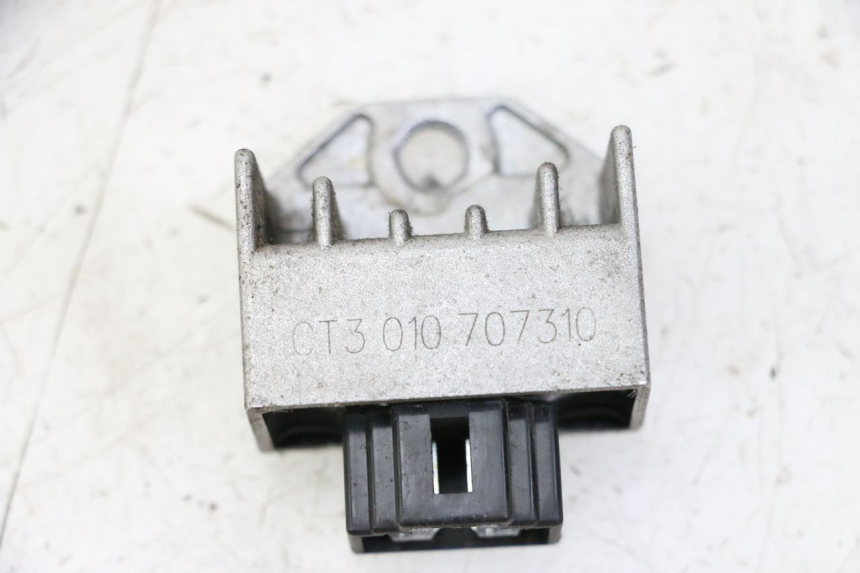 photo de REGULADOR DE CARGA PEUGEOT KISBEE 4T 50 (2010 - 2017) - Vista principal