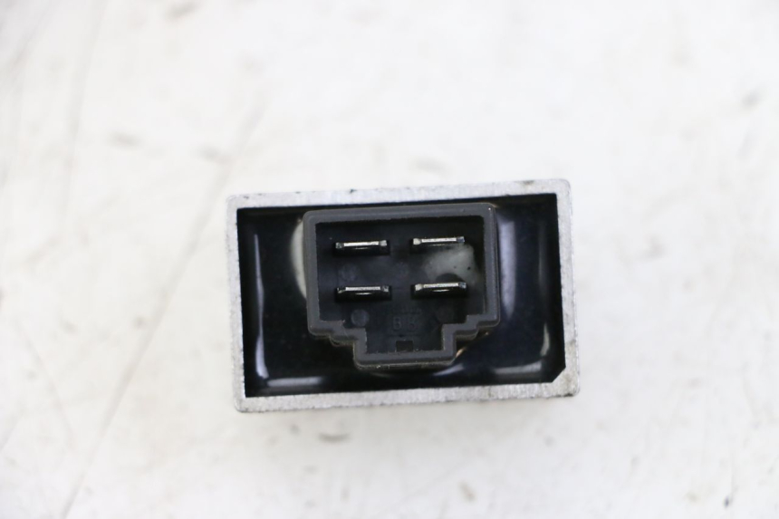 photo de REGULADOR DE CARGA PEUGEOT KISBEE 4T 50 (2010 - 2017) - Otra perspectiva