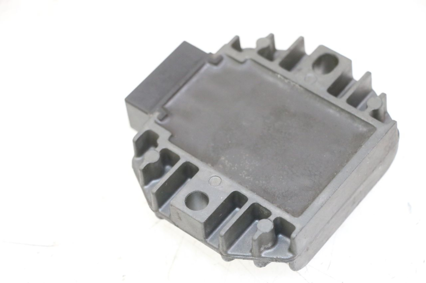 photo de REGULADOR PIAGGIO VESPA LX 150 (2005 - 2013) - Detalle de la pieza