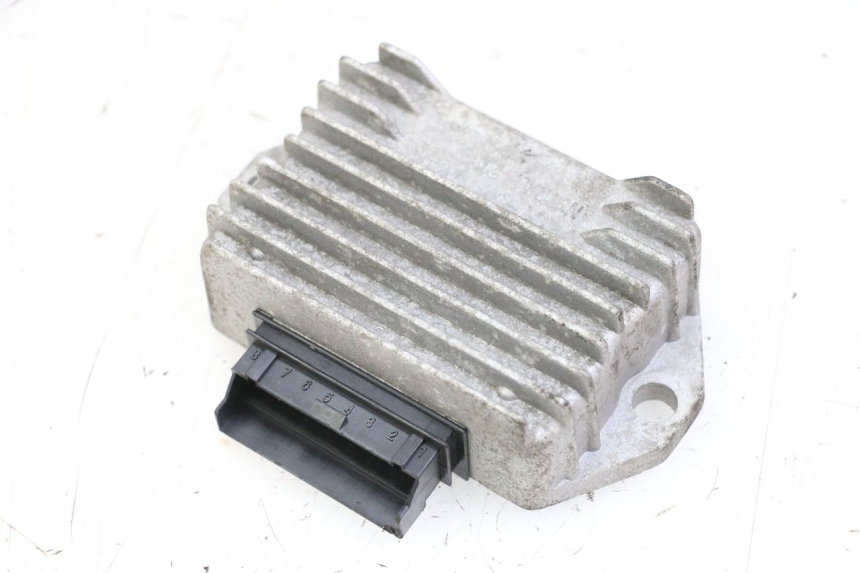 photo de REGULADOR DE CARGA PIAGGIO VESPA S 2T 50 (2007 - 2014) - Vista principal
