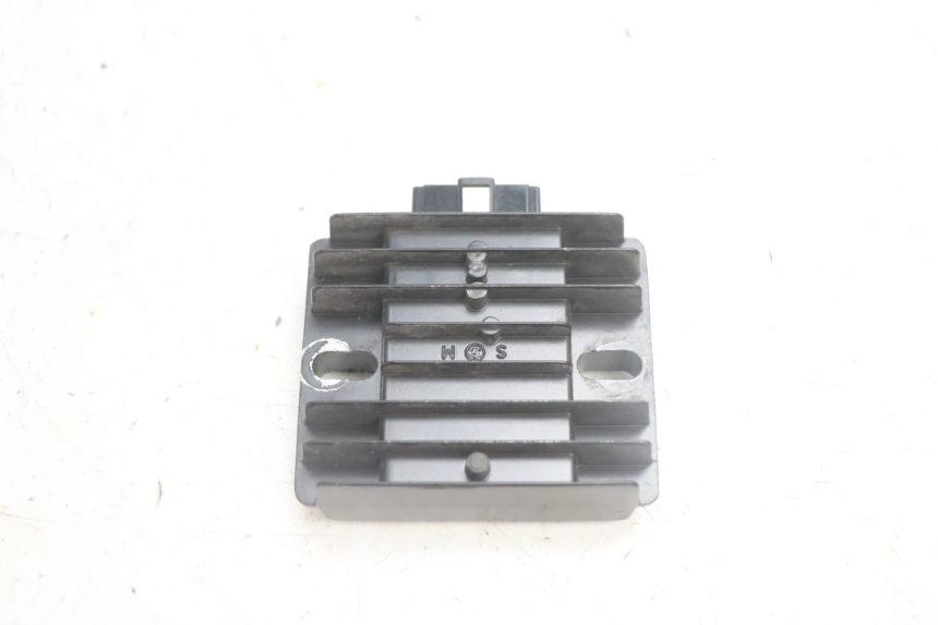 photo de REGULADOR JM MOTORS R-MAX TECH 50 (2024 - 2026) - Detalle de la pieza