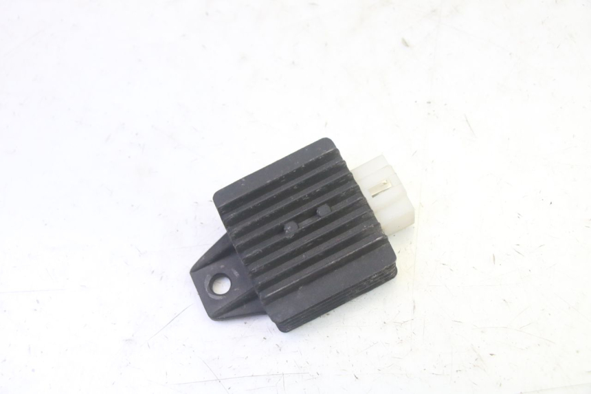 photo de REGULADOR DE CARGA RIDE RACE 2T 50 (2012 - 2017) - Detalle de la pieza