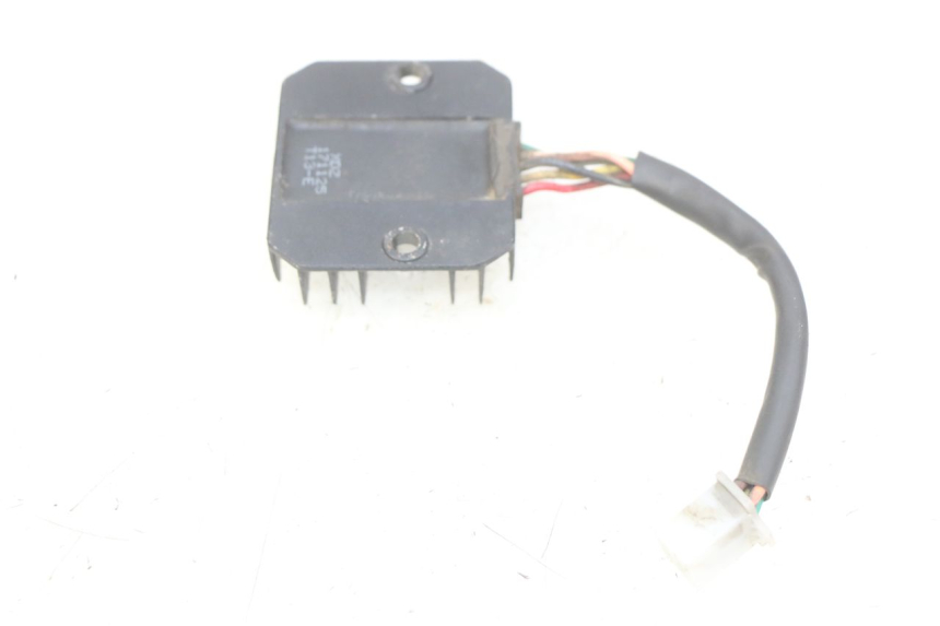 photo de REGULADOR DE CARGA YAMASAKI RAPTOR 50 (2013 - 2018) - Zoom estado de uso