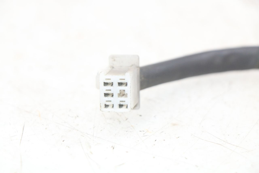 photo de REGULADOR DE CARGA YAMASAKI RAPTOR 50 (2013 - 2018) - Primer plano técnico