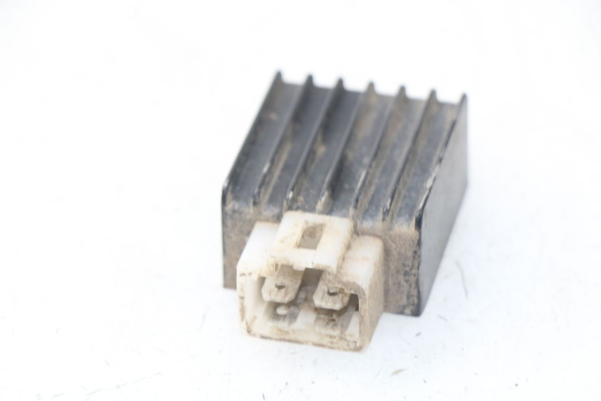 photo de REGULADOR DE CARGA APOLLO RFZ 150 - Detalle de la pieza