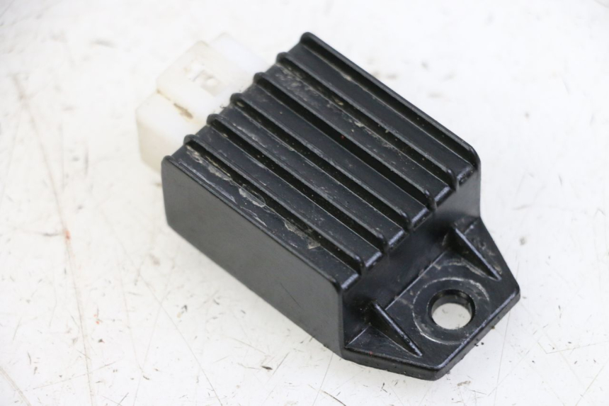 photo de REGULADOR APOLLO RFZ 125 - Detalle de la pieza