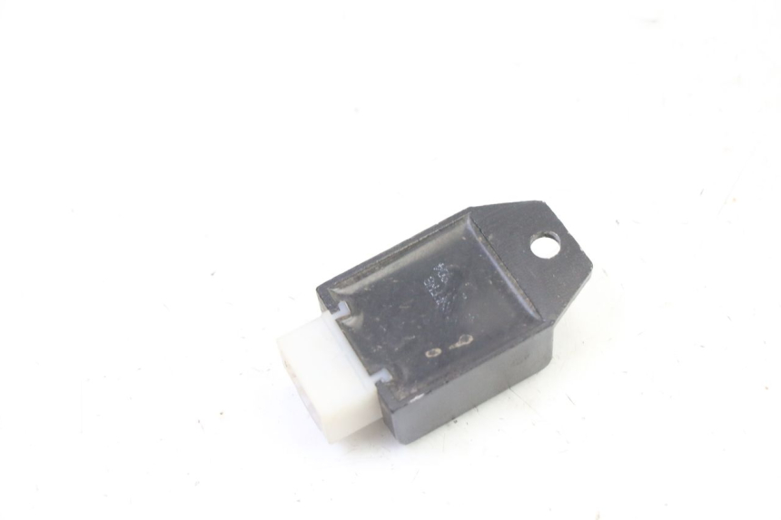 photo de REGULADOR DE CARGA APOLLO RFZ 150 - Zoom estado de uso