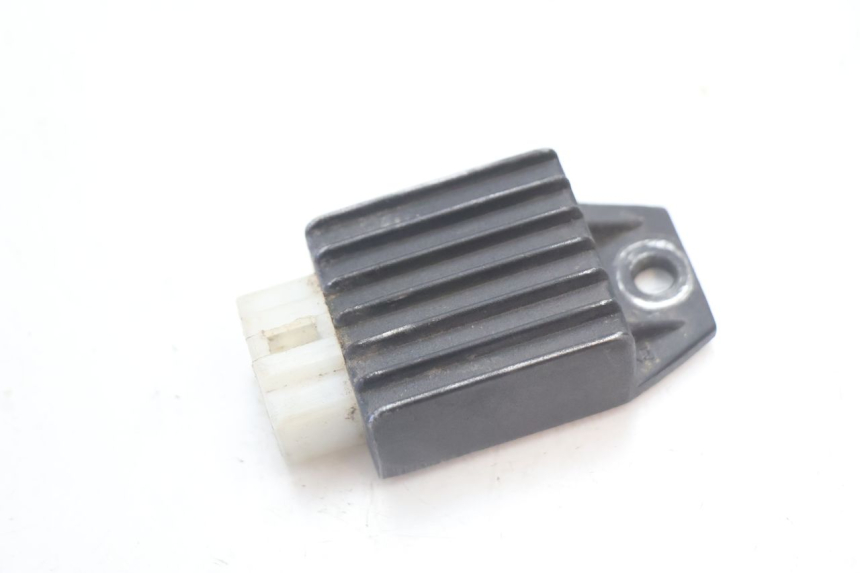 photo de REGULADOR TNT MOTOR ROMA 10' 2T 50 (2011 - 2018) - Vista principal