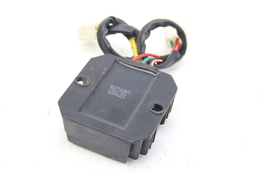 photo de REGULADOR DE CARGA TNT MOTOR ROMA 10' 4T 50 (2019 - 2022) - Detalle de la pieza