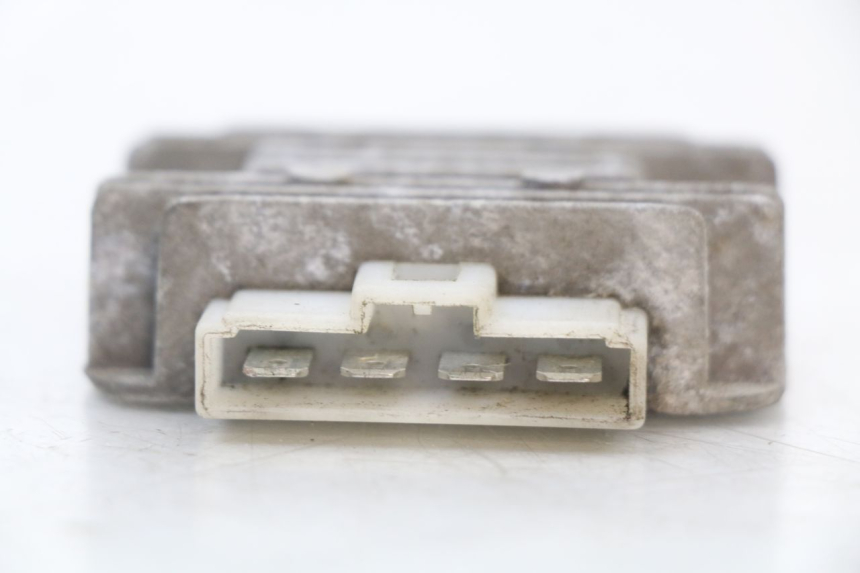 photo de REGULADOR DE CARGA TNT MOTOR ROMA 10' 4T 50 (2007 - 2018) - Zoom estado de uso