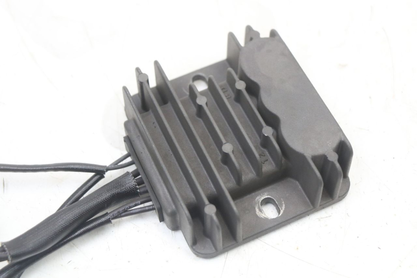 photo de REGULADOR ROYAL ENFIELD SCRAM 411 (2022 - 2024) - Zoom estado de uso