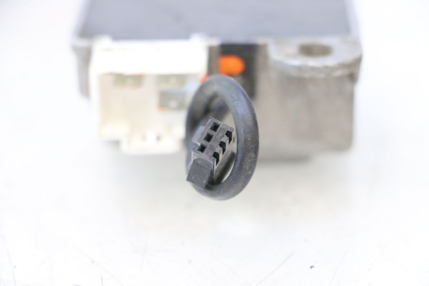 photo de REGULADOR BAIKU SAKURA 1 (2021 - 2025) - Primer plano técnico