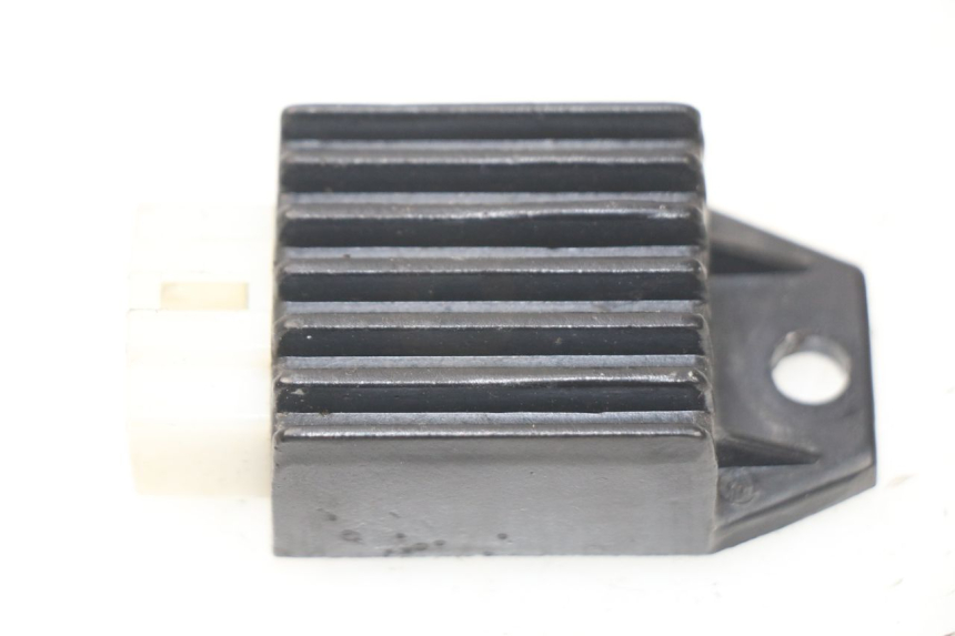 photo de REGULADOR DE CARGA JM MOTORS SANTANA 50 (2014 - 2023) - Vista principal