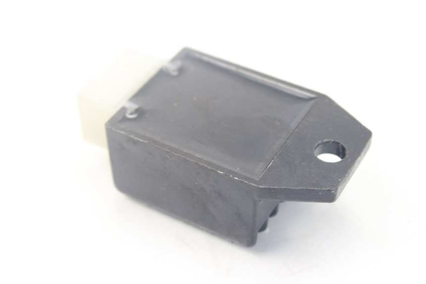 photo de REGULADOR DE CARGA JM MOTORS SANTANA 50 (2014 - 2023) - Detalle de la pieza