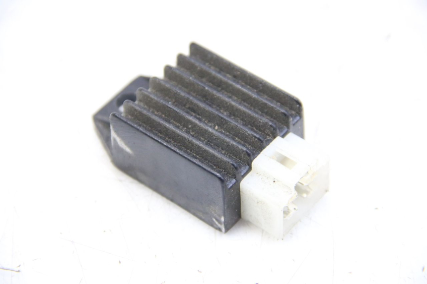 photo de REGULADOR DE CARGA JM MOTORS SANTANA 50 (2014 - 2023) - Vista principal