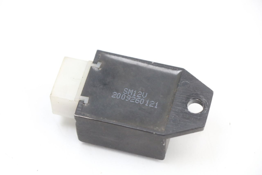 photo de REGULADOR DE CARGA JM MOTORS SANTANA 50 (2014 - 2023) - Zoom estado de uso