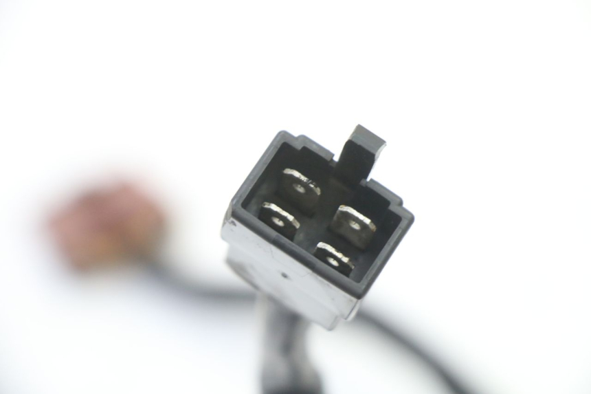 photo de REGULADOR DE CARGA PEUGEOT SATELIS COMPRESSOR K15 125 (2006 - 2009) - Detalles de los puntos de fijación