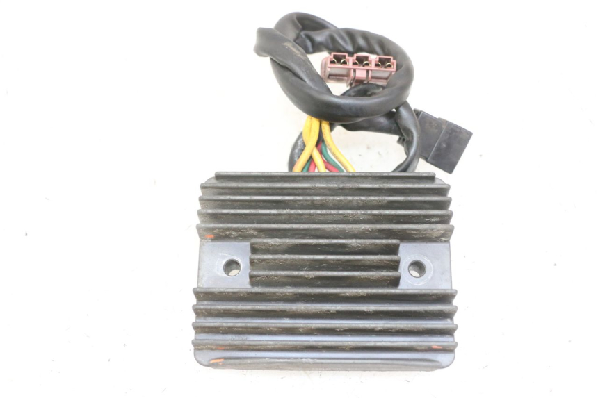 photo de REGULADOR PEUGEOT SATELIS 125 (2013 - 2018) - Zoom estado de uso