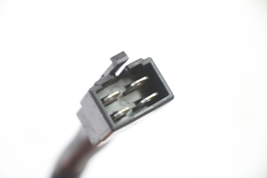 photo de REGULADOR PEUGEOT SATELIS 250 (2006 - 2012) - Primer plano técnico