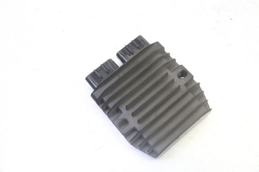 photo de REGULADOR PEUGEOT SATELIS 125 (2013 - 2018) - Vista principal