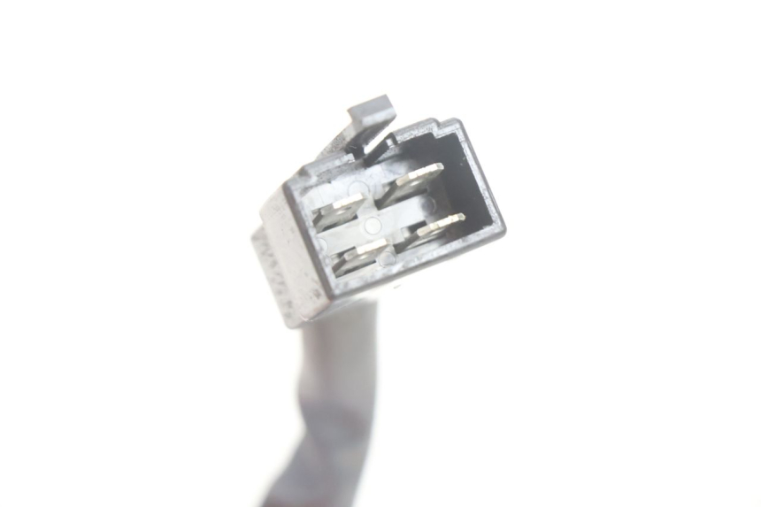 photo de REGULADOR DE CARGA PEUGEOT SATELIS 125 (2006 - 2009) - Estado de la superficie y material