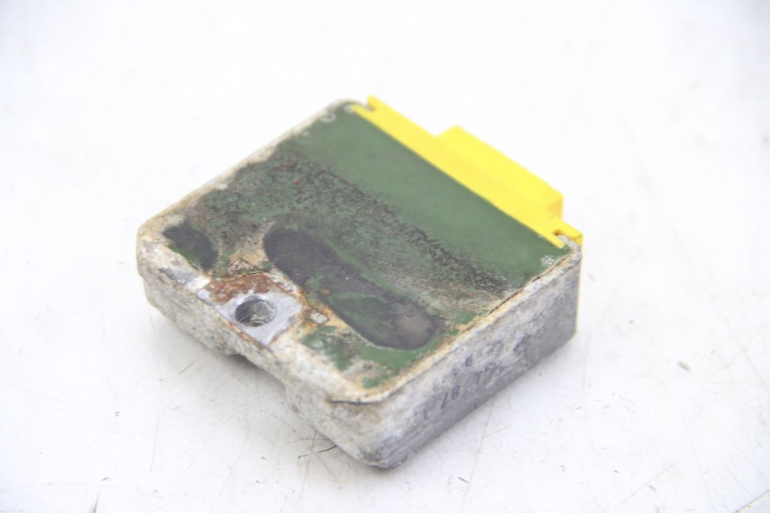 photo de REGULADOR DE CARGA APRILIA SCARABEO 4T 50 (2009 - 2017) - Zoom estado de uso