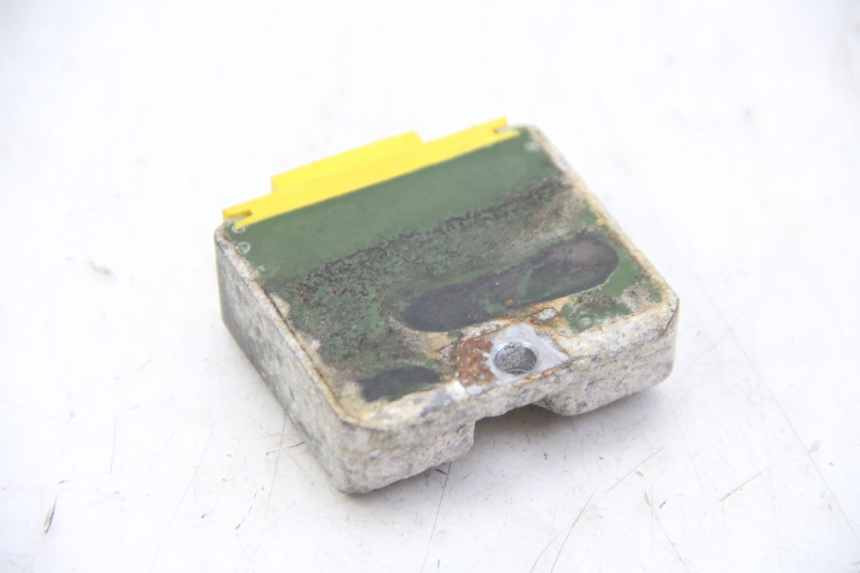 photo de REGULADOR DE CARGA APRILIA SCARABEO 4T 50 (2009 - 2017) - Otra perspectiva