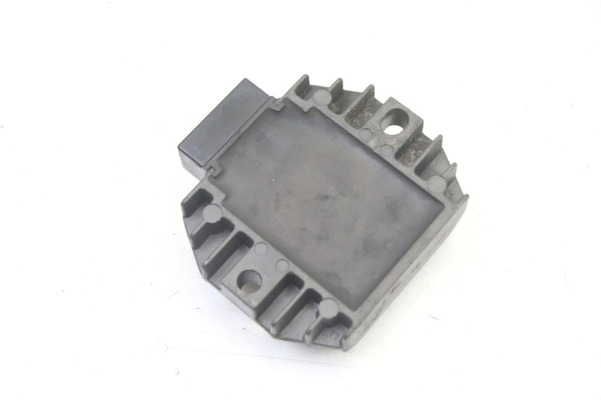 photo de REGULADOR APRILIA SCARABEO GT TOURING 125 (1999 - 2005) - Otra perspectiva