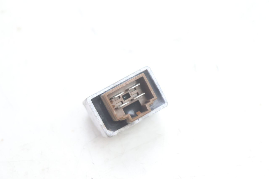 photo de REGULADOR DE CARGA HONDA SCV LEAD 100 (2003 - 2007) - Zoom estado de uso