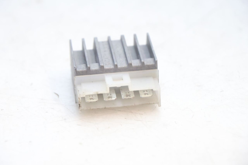 photo de REGULADOR YAMAHA SLIDER 50 (1999 - 2004) - Zoom estado de uso