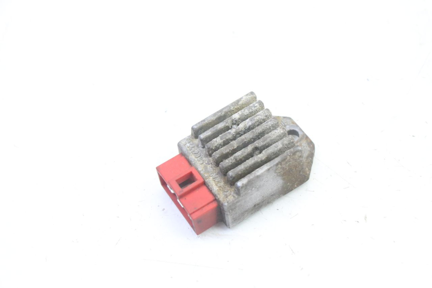 photo de REGULADOR GILERA SMT SUPERMOTARD 50 (2009 - 2017) - Zoom estado de uso